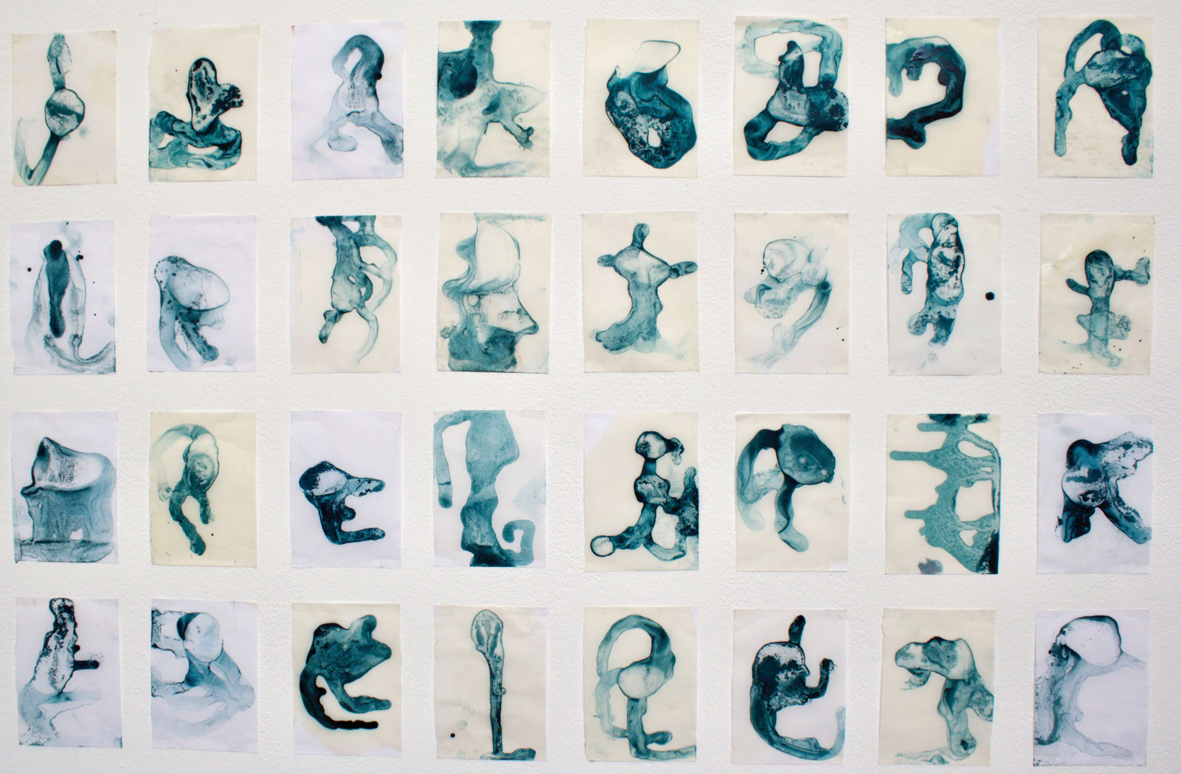Bichos by Alberta Pessao, Öl Reste und Terpentin auf Papier, Ausschnitt aus einer Installation, 2014